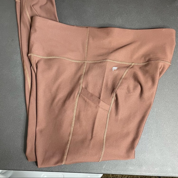 Fabletics High-Waisted Cold Weather Pocket Leggings 1X - Picture 8 of 11